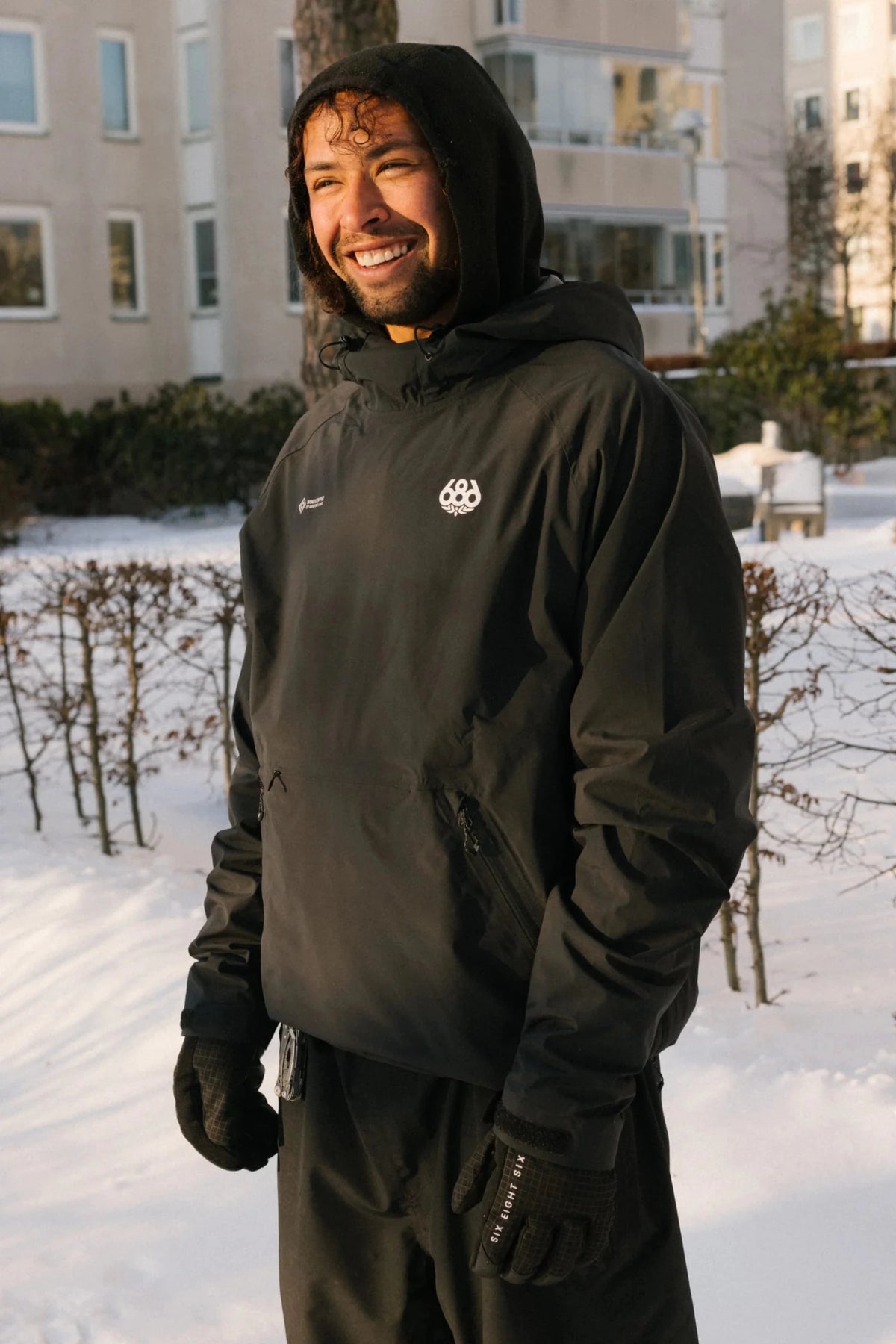 686 2027 Windstopper Gore-Tex Pullover Hoody - Black - Switch Skate & Snow