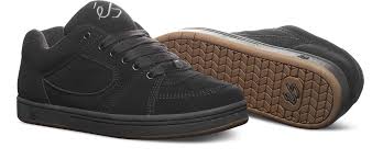 Es Accel OG - Black - Switch Skate & Snow