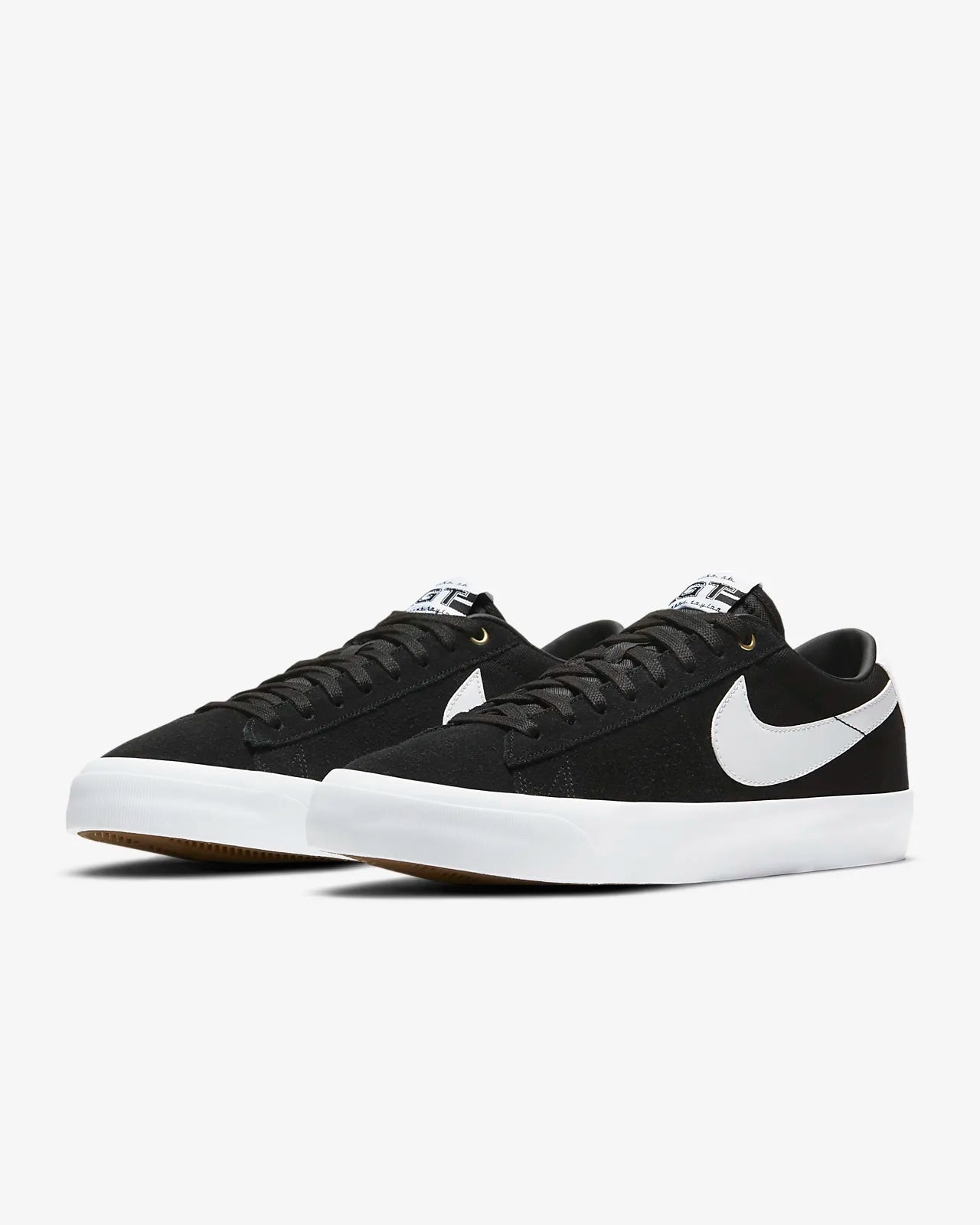 SB Zoom Blazer Low Pro GT Shoes - Black/White - White - Switch Skate & Snow