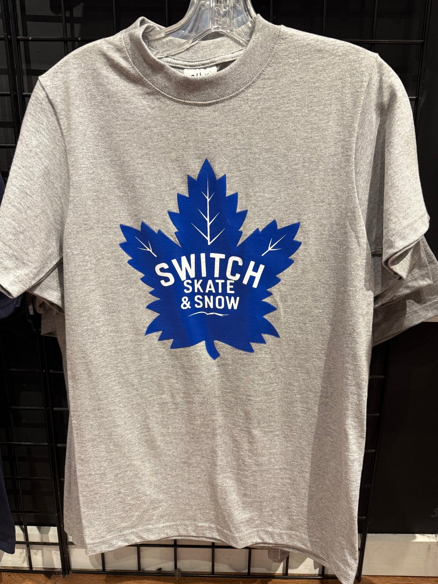 Switch Leafs Heavyweight T-Shirt - Grey - Switch Skate & Snow