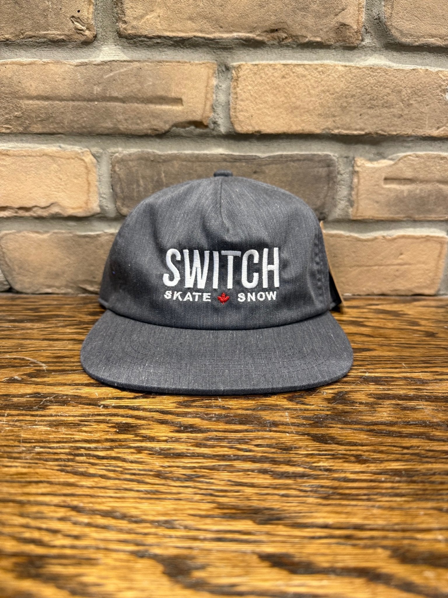 Switch OG Logo 5 - Panel Snapback Hat - Grey - Switch Skate & Snow