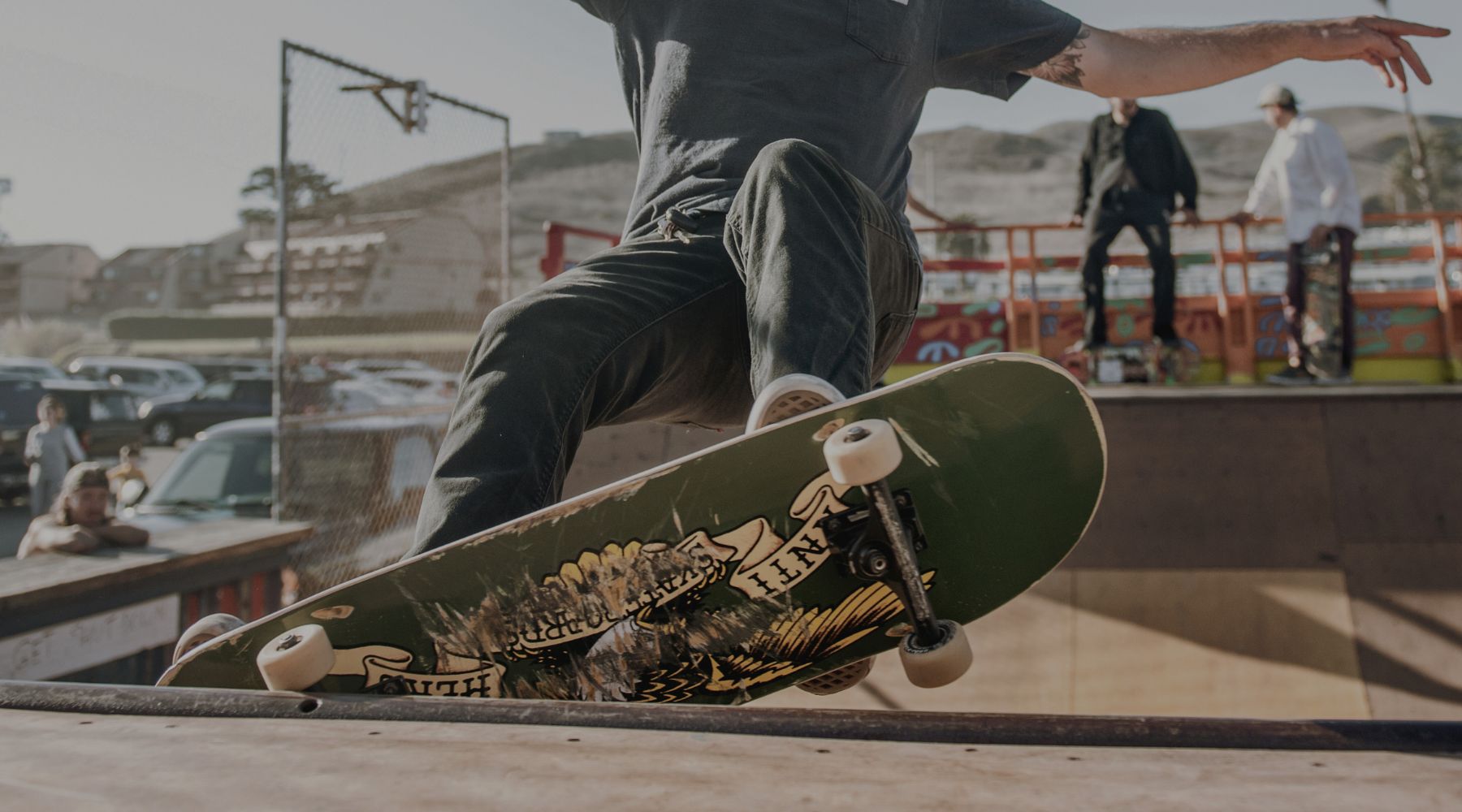 ALL SKATEBOARD GEAR - Switch Skate & Snow