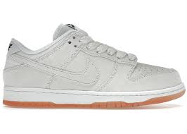 Nike SB Dunk Low Pro B - Pale Ivory/Pale Ivory - Switch Skate & Snow