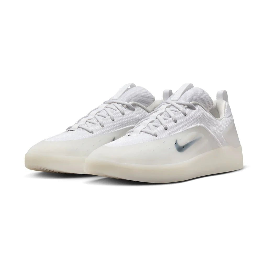 Nike SB Zoom Nyjah 4 - White/Black - White - Black - Switch Skate & Snow